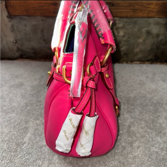 NWT Dooney & Bourke Florentine satchel in Fuchsia with strap - Picture 5 of 10